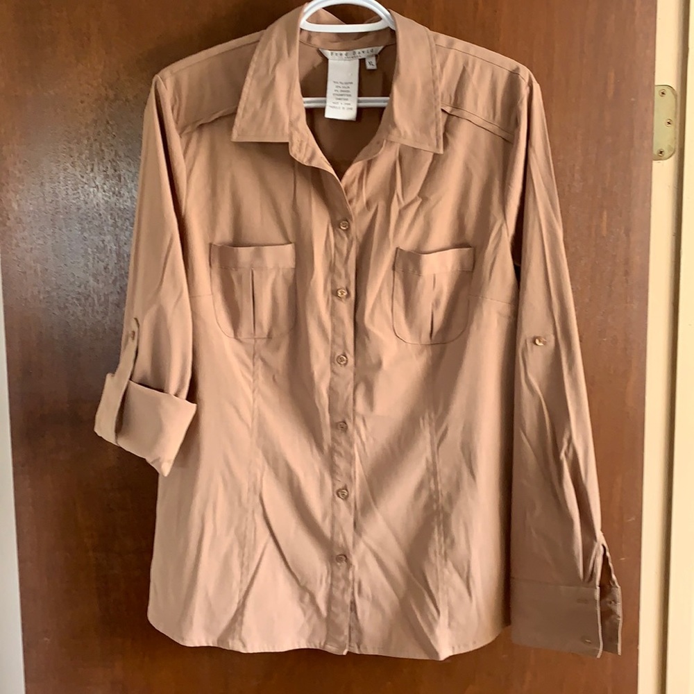 Fred David tan shirt, size XL
